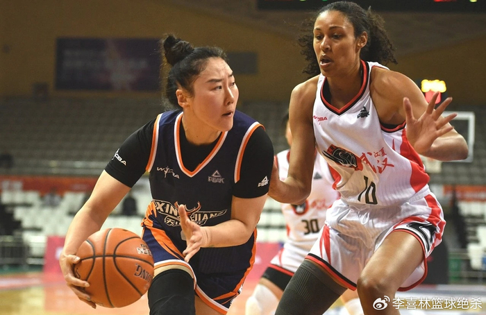 开云体育官网-连场轰22+11！中国女篮31岁王牌大闪耀：宫鲁鸣重用新科助攻王？|武桐桐|新疆|本土球员|联赛|新疆女篮_新浪体育_新浪新闻