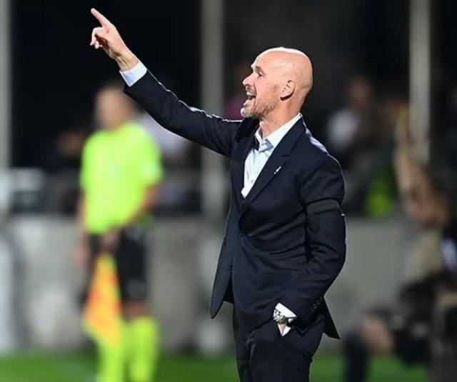 开云体育app下载-滕哈赫：C罗身体接近恢复正常 桑乔：力争踢世界杯