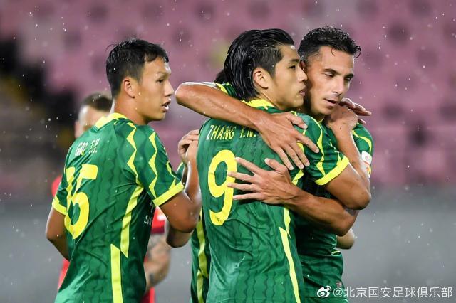 单外援御林军遇弱拒绝丢分 国脚齐发威夺取三连胜